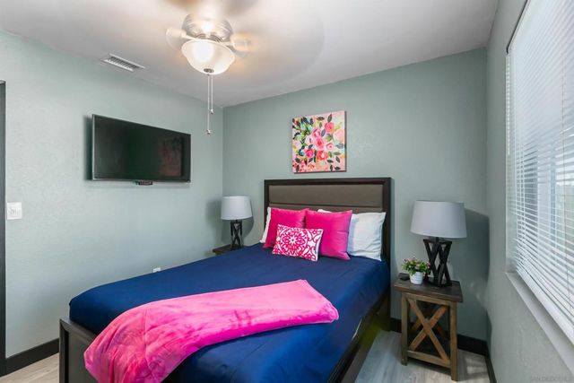 8530 Snow White Dr, El Cajon, CA 92021