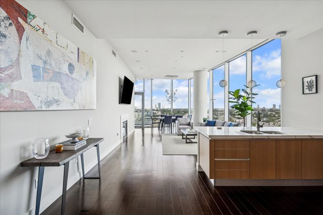 2727 Kirby Drive 12C, Houston, TX 77098