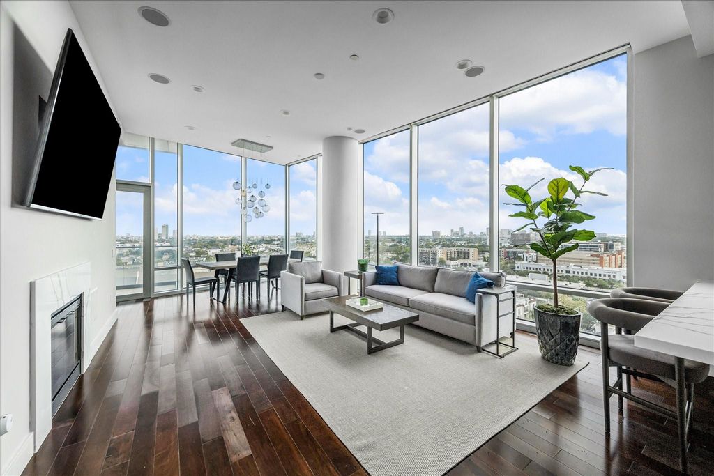 2727 Kirby Drive 12C, Houston, TX 77098