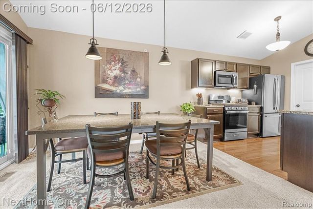 0432 Maple Cove Circle, Saline, MI 48176