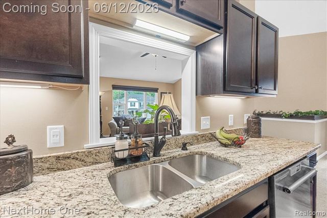 0432 Maple Cove Circle, Saline, MI 48176