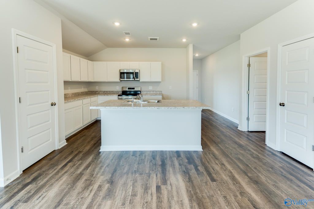 110 Starling Mill Trail, New Market, AL 35761