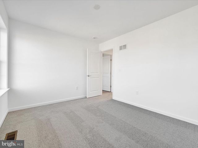25 AMERICAN AVE, Carlisle, PA 17013