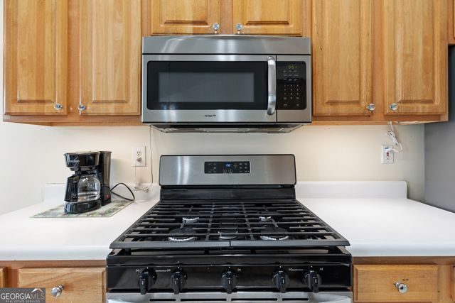 2530 Hillvale Circle, Lithonia, GA 30058