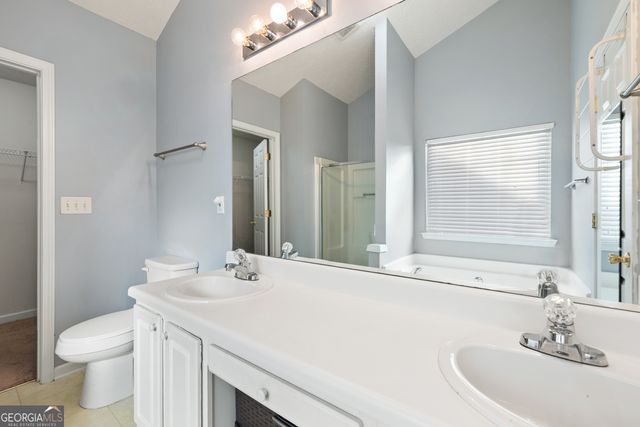 2530 Hillvale Circle, Lithonia, GA 30058