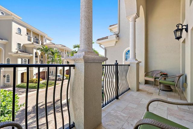 126 Tierra Lane 2, Jupiter, FL 33477