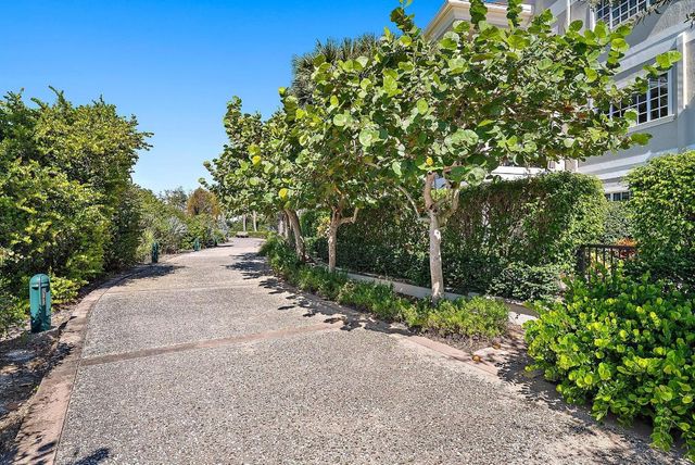 126 Tierra Lane 2, Jupiter, FL 33477