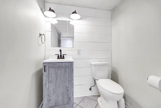 104 RIVERWOOD COURT, Mishicot, WI 54228