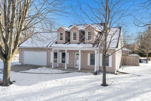 104 RIVERWOOD COURT, Mishicot, WI 54228