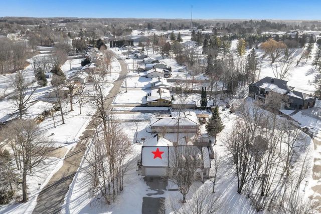 104 RIVERWOOD COURT, Mishicot, WI 54228