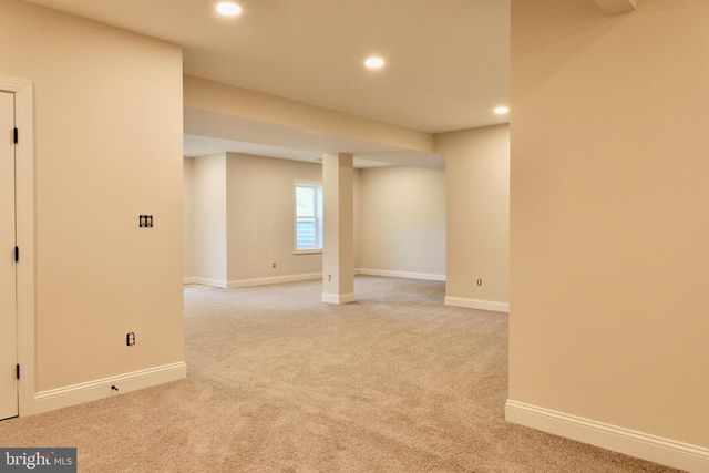8028 PINNACLE RIDGE DR, Manassas, VA 20112