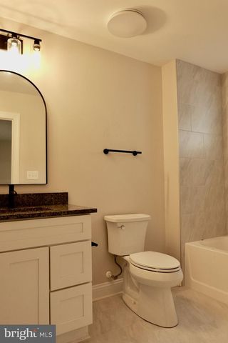 8028 PINNACLE RIDGE DR, Manassas, VA 20112
