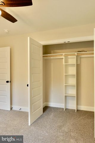 8028 PINNACLE RIDGE DR, Manassas, VA 20112