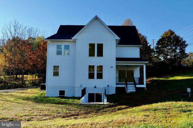 8028 PINNACLE RIDGE DR, Manassas, VA 20112