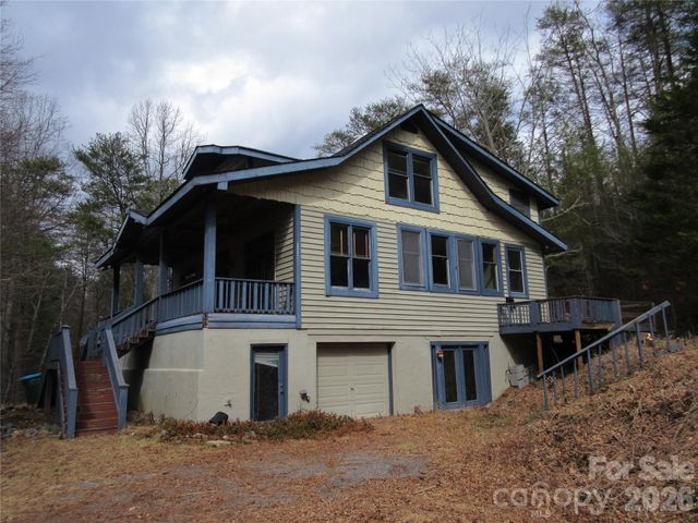 373 Shumont Road, Black Mountain, NC 28711
