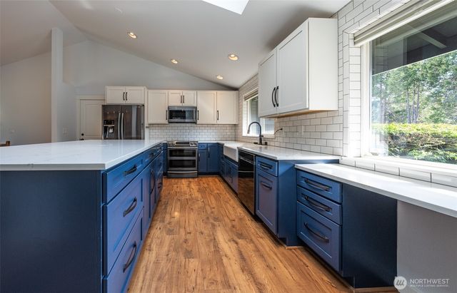 18510 2nd Avenue E, Spanaway, WA 98387