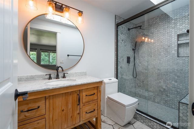 18510 2nd Avenue E, Spanaway, WA 98387