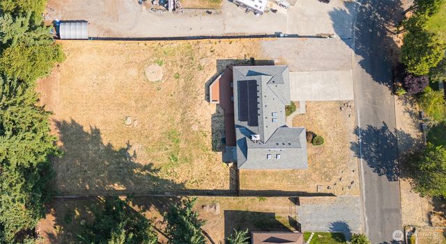 18510 2nd Avenue E, Spanaway, WA 98387