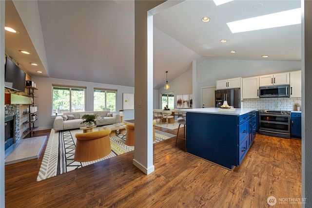 18510 2nd Avenue E, Spanaway, WA 98387