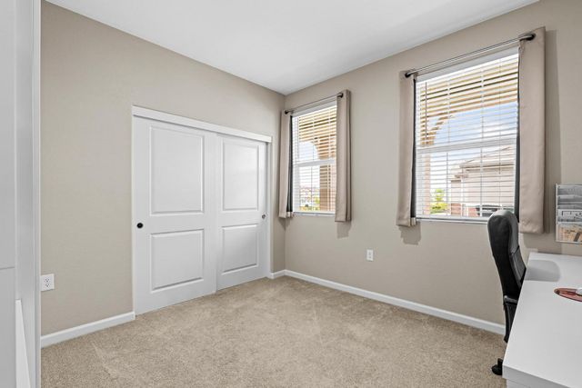1696 Firebrite Ct, Hughson, CA 95326
