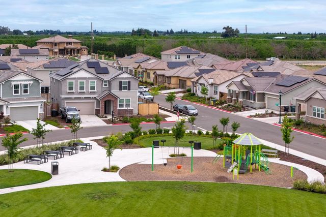 1696 Firebrite Ct, Hughson, CA 95326