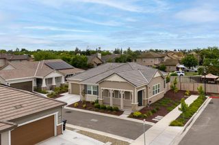 1696 Firebrite Ct, Hughson, CA 95326