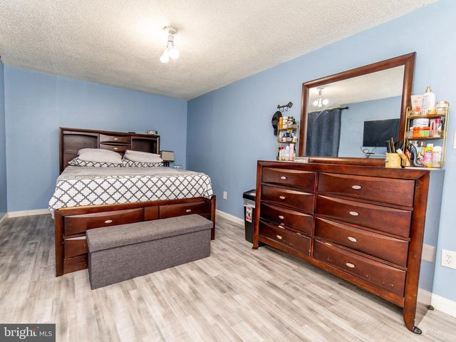 1852 VILLAGE GREEN DR #E-122, Landover, MD 20785