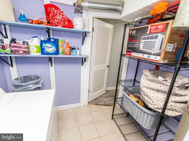 1852 VILLAGE GREEN DR #E-122, Landover, MD 20785