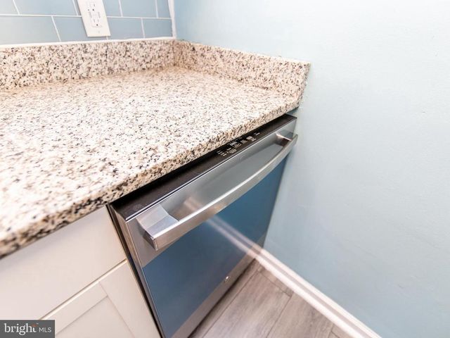 1852 VILLAGE GREEN DR #E-122, Landover, MD 20785
