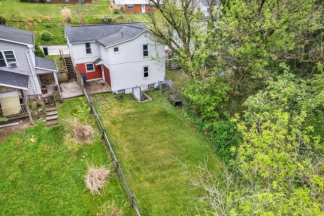 2842 Italy Rd, Export, PA 15632