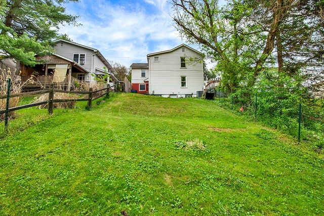 2842 Italy Rd, Export, PA 15632