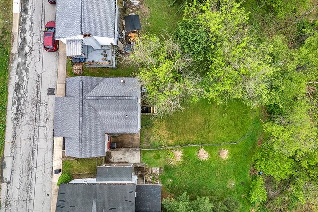 2842 Italy Rd, Export, PA 15632