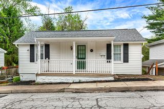 2842 Italy Rd, Export, PA 15632