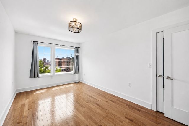 107 MOUNTAIN RD, Jc, Heights, NJ 07307