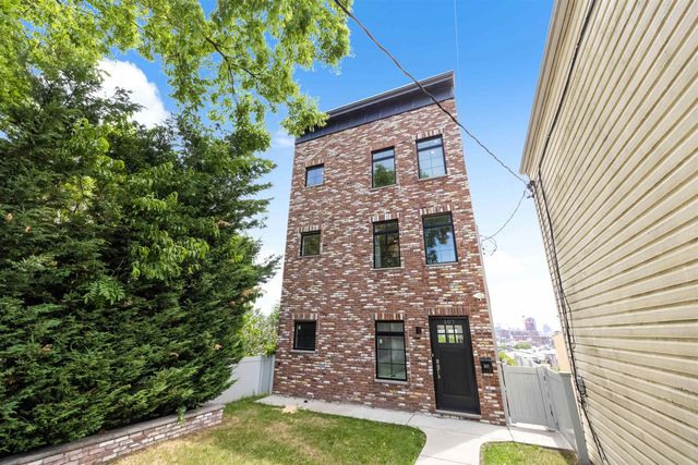 107 MOUNTAIN RD, Jc, Heights, NJ 07307