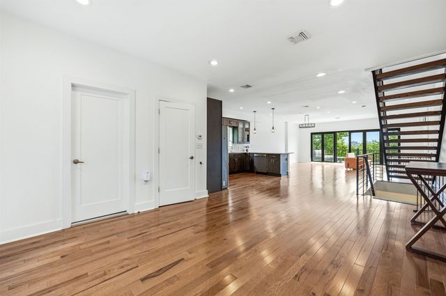 107 MOUNTAIN RD, Jc, Heights, NJ 07307