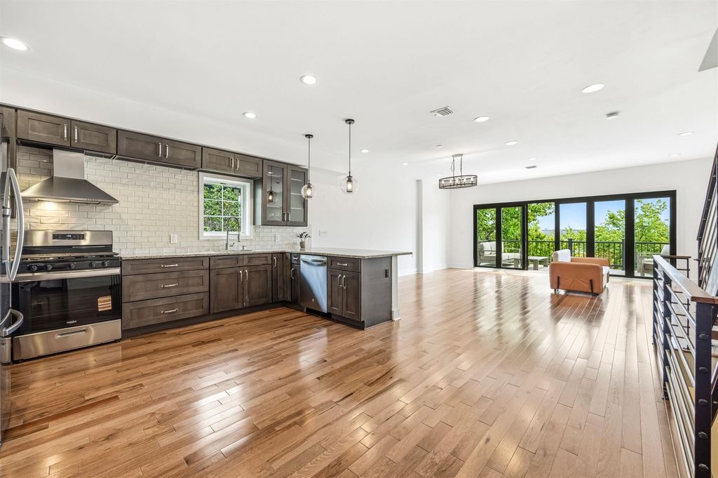 107 MOUNTAIN RD, Jc, Heights, NJ 07307
