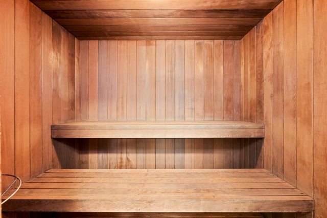 1520 Mckinley Street 215e, Hollywood, FL 33020