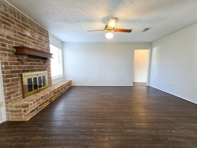 12645 Lake Conroe Hills Drive, Willis, TX 77318