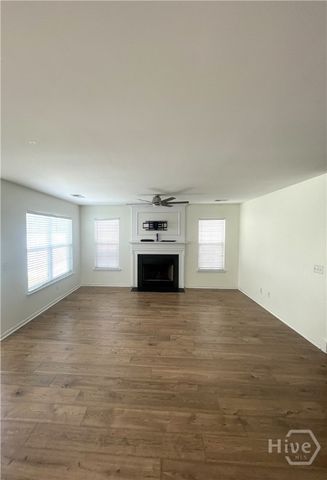 6 Timber Crest Court, Savannah, GA 31407