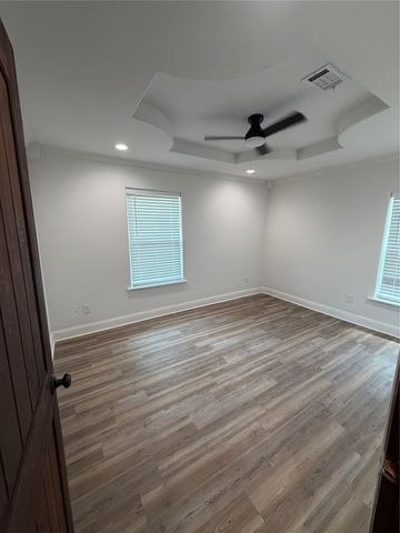 401 E Miller Road, Garland, TX 75041