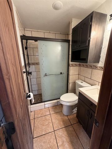 401 E Miller Road, Garland, TX 75041