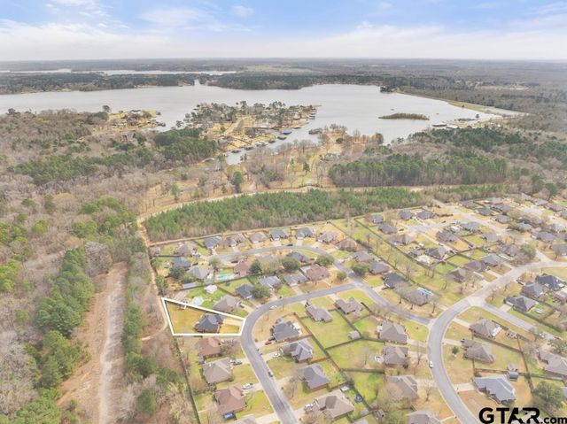 1721 Sapphire Cay, Whitehouse, TX 75791