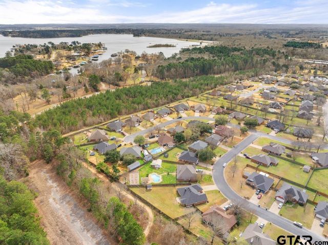 1721 Sapphire Cay, Whitehouse, TX 75791