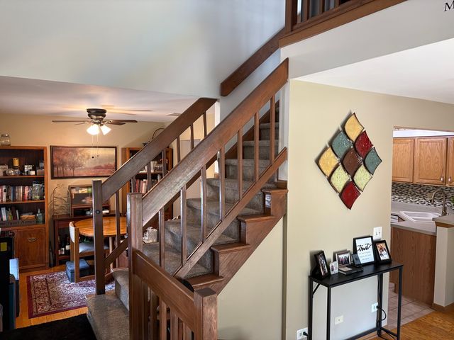 1349 Queensgreen Circle, Naperville, IL 60563