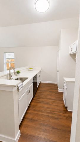 1103 Warrior Drive, Dallas, TX 75253