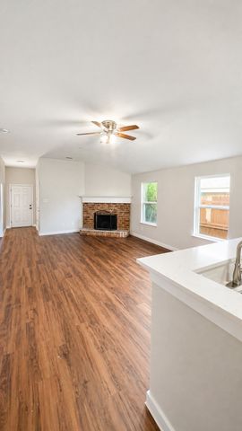 1103 Warrior Drive, Dallas, TX 75253