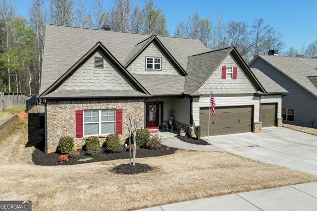 331 Hemlock Court, Hoschton, GA 30548