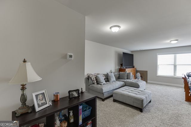 331 Hemlock Court, Hoschton, GA 30548