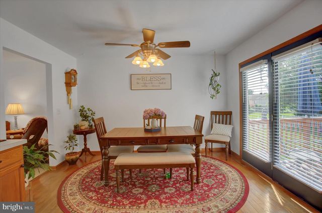 10482 MAPLETON RD, Shippensburg, PA 17257